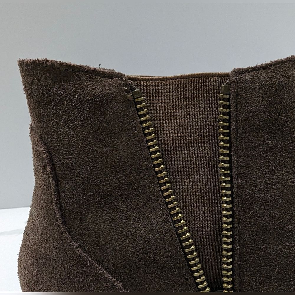 Adam Tucker Trixie brown Suede leather faux zipper cowboy ankle Bootie Size 9.5 - Picture 6 of 14